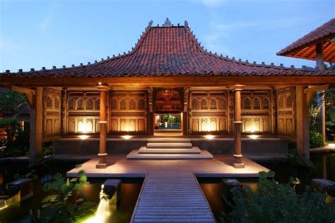 Rumah Adat di Pulau Jawa