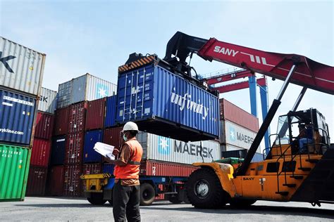 Industri Logistik