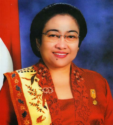 Presiden Kelima: Megawati Soekarnoputri (2001-2004)
