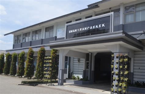 SMA N 1 Bandung