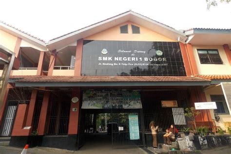 A. Aviacitaочка SMK di Indonesia