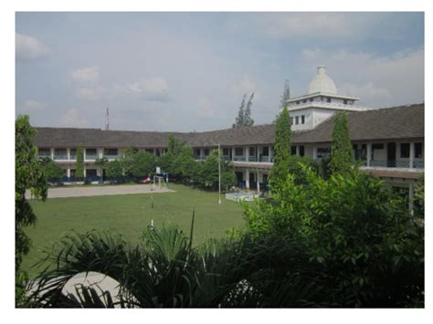 1. SMP Negeri 1 Medan