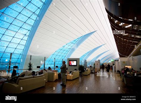 Terminal 3: Business