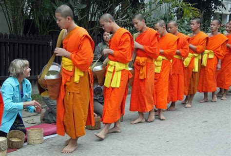 Kehidupan Sepak Bola di Laos