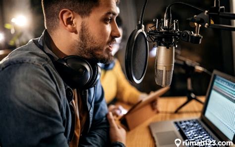 Penyiar Radio senior